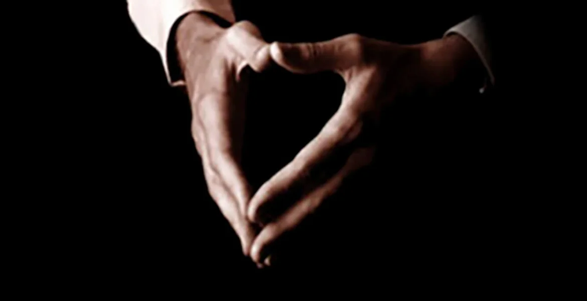 Hands webp